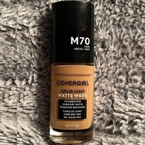 CoverGirl Trublend Matte Made Foundation M70 Sand Beige 12hr Oil-Free